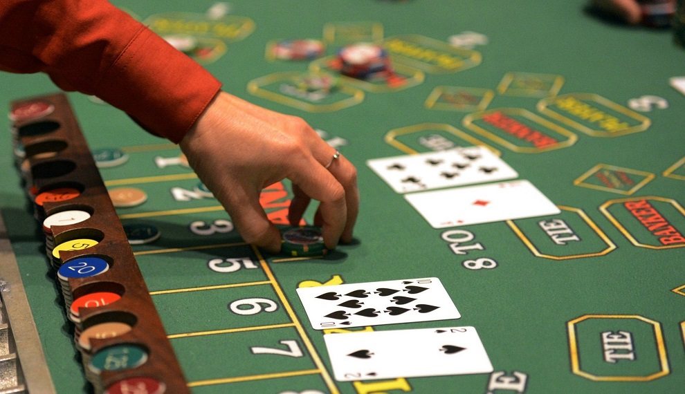 Chiến thuật chơi Baccarat cầu đơn cầu ngang